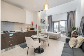 Awesome Studio at Park View Tower in JVC with Skyline Views